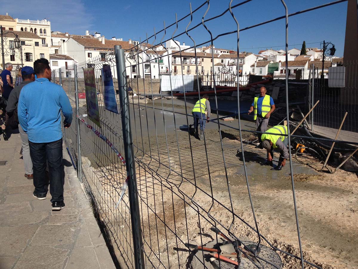 Los trabajos de reparación del Puente Nuevo están muy avanzados.