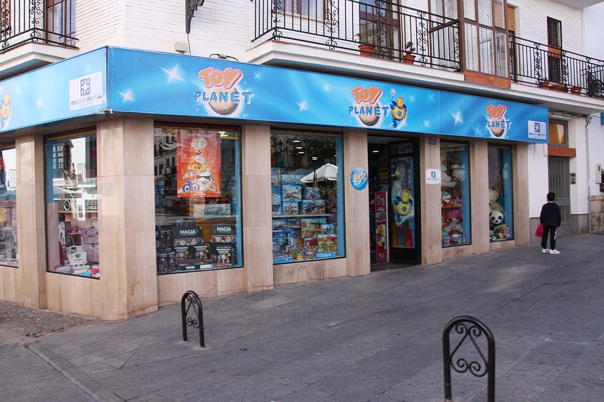 Uno de los establecimientos de Toy Planet en Ronda.