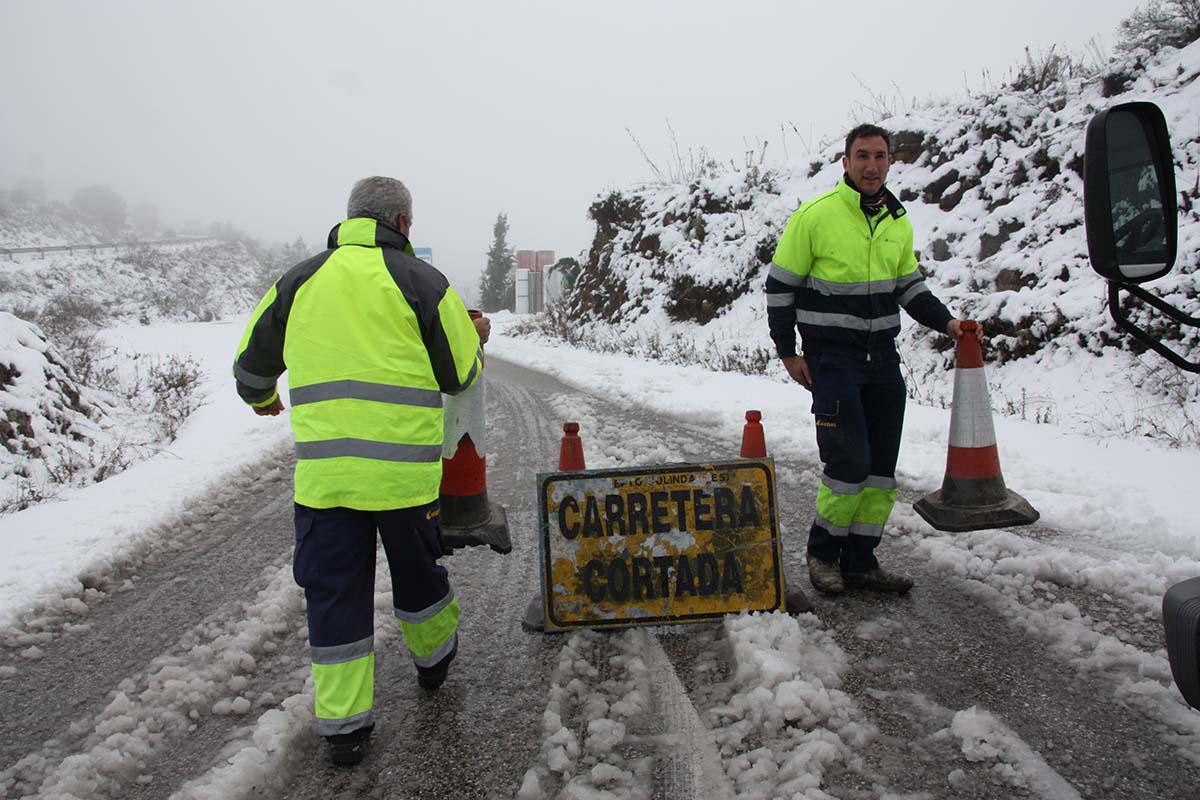 Esta tarde se ha abierto de nuevo el tráfico en las carreteras que se encontraban afectadas por la nieve.