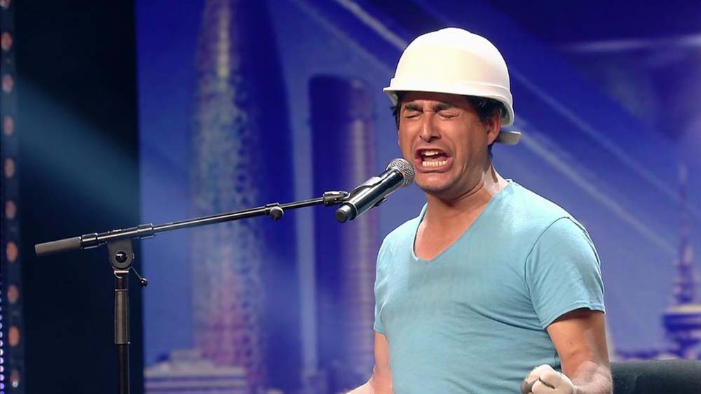 El Mollina en un momento de su magnífica actuación en el programa televisivo de talentos.