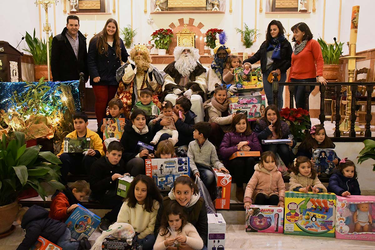 Los Reyes Magos durante su recorrido por los municipios del Valle del Genal.