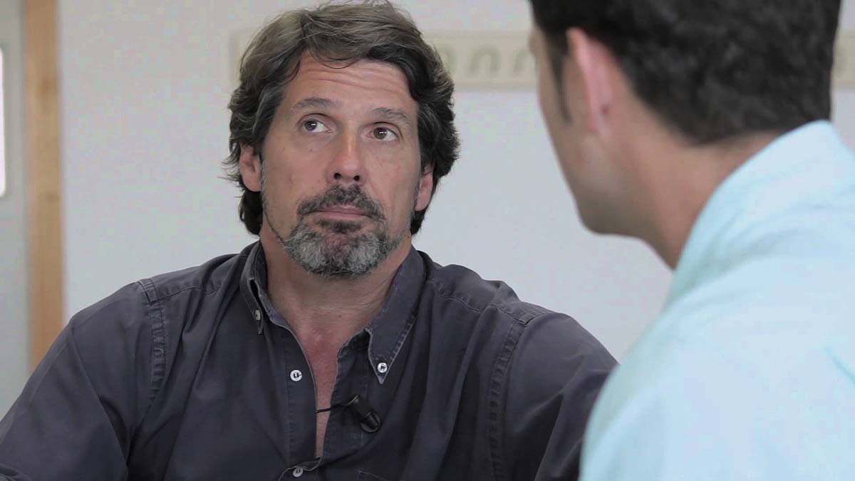 Teodoro León Gross hablará sobre periodismo y política en su conferencia.