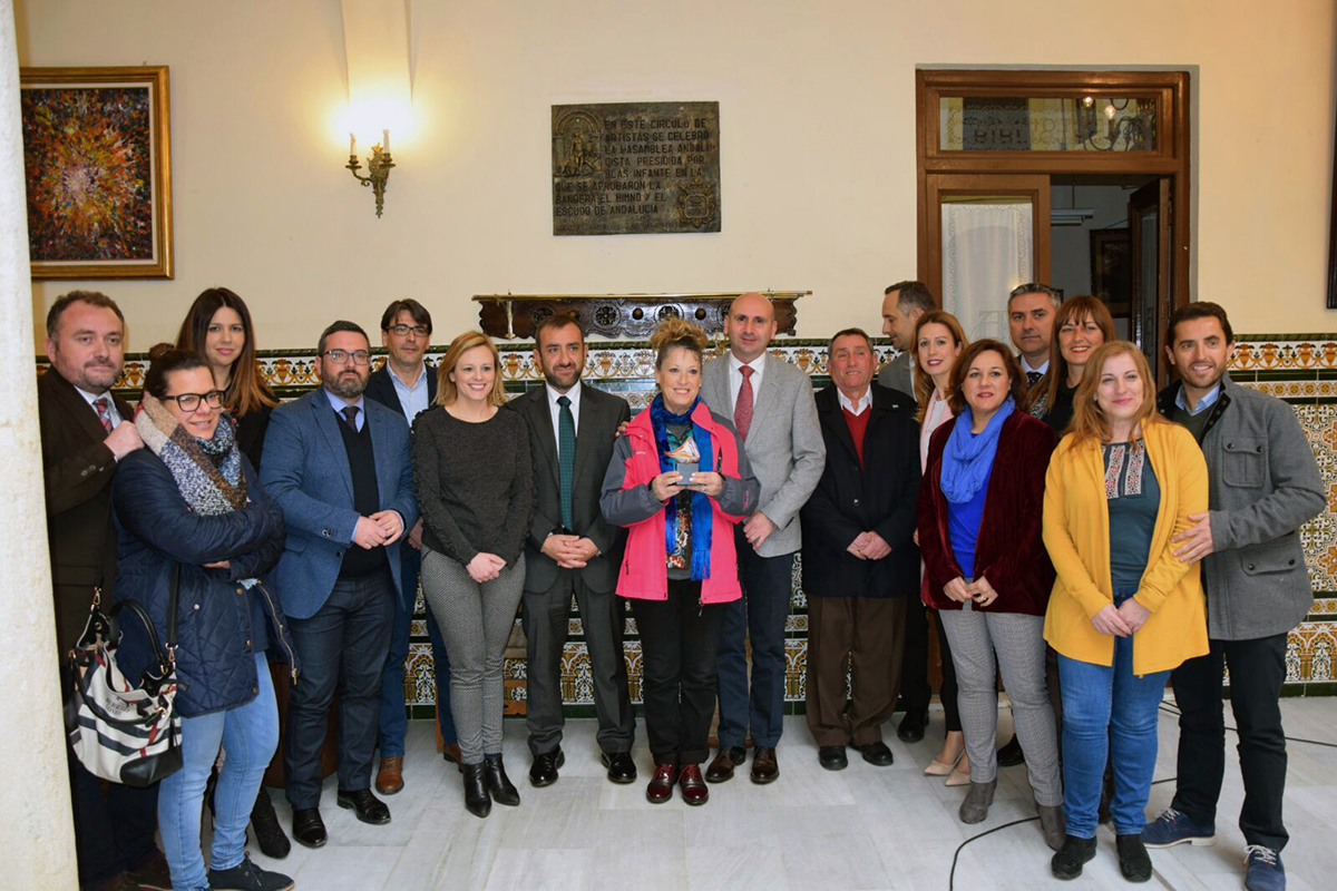 El reconocimiento se ha celebrado en el Círculo de Artistas (Casino) de Ronda.