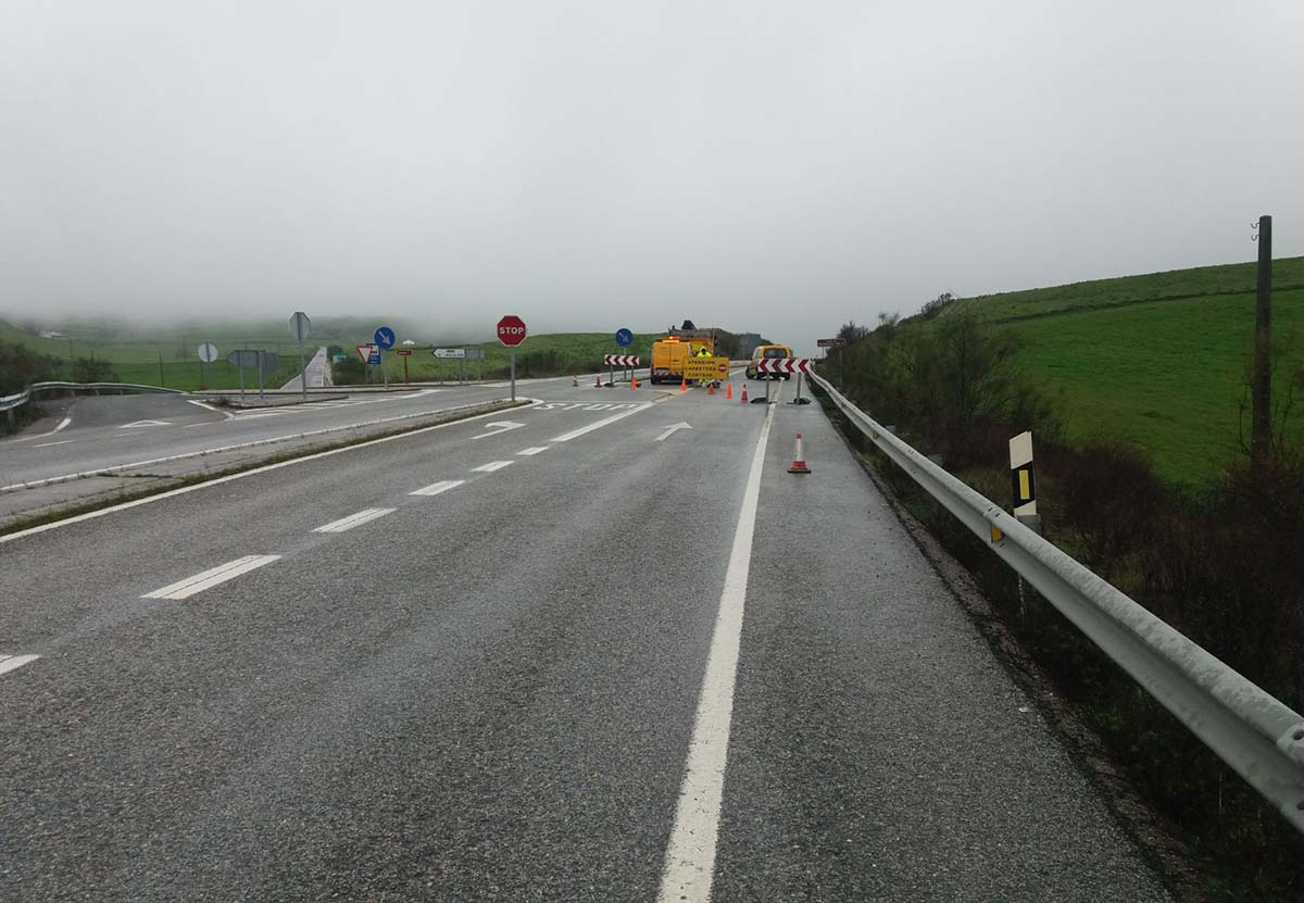 El anuncio de la manifestación se ha producido tras el corte de las carreteras que comunican con Sevilla.