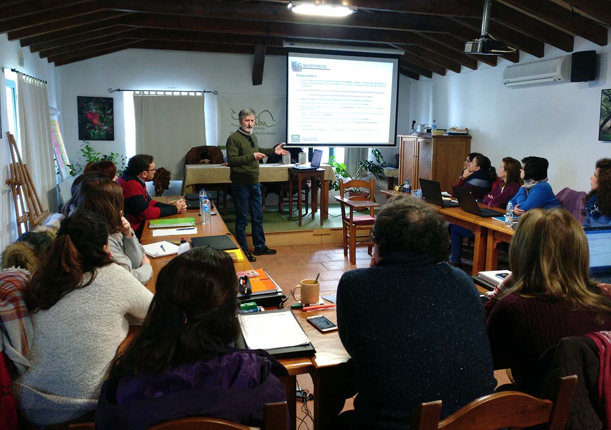 Un momento de las jornadas mantenidas en el centro rural La Algaba de Ronda.