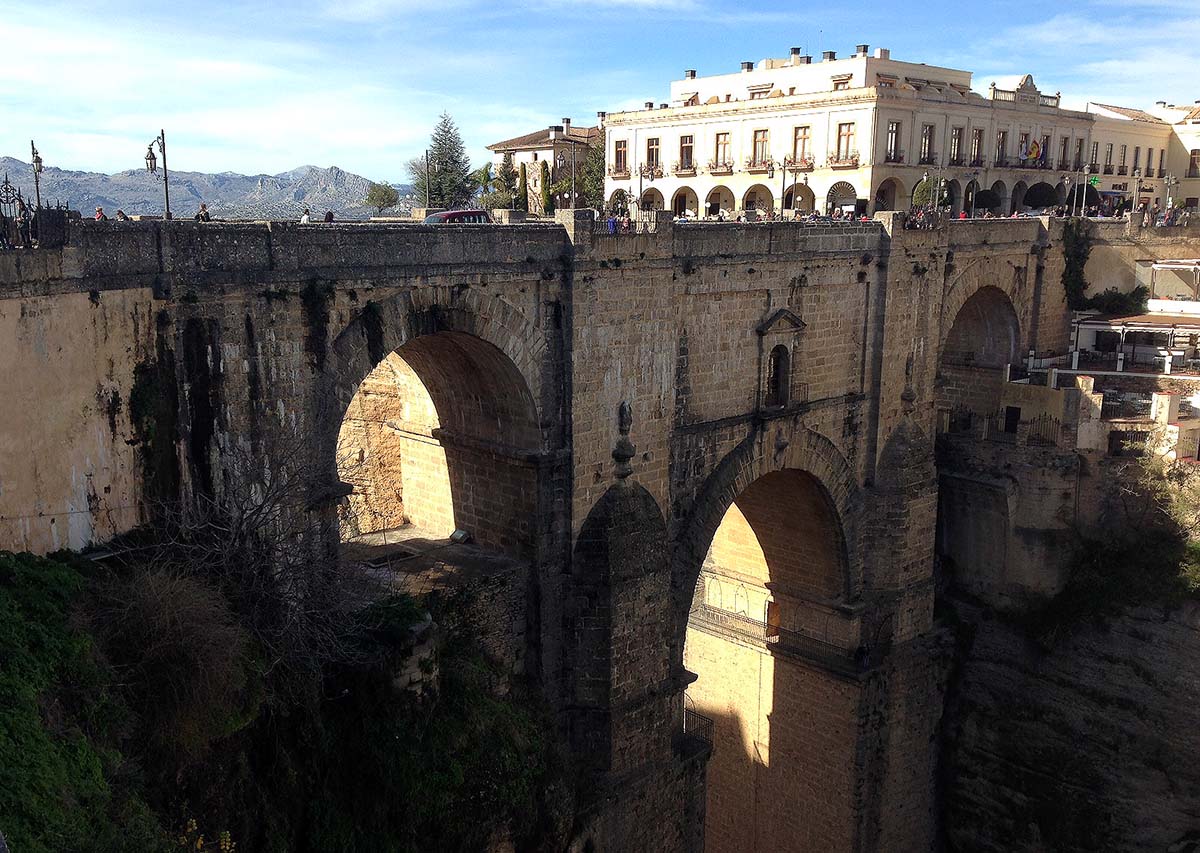 El Puente Nuevo de Ronda se encuentra "firme y robusto", según el informe de los técnicos.