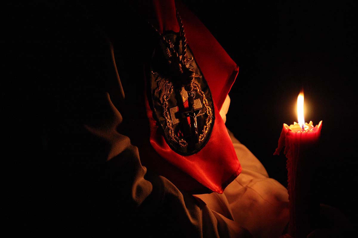 Oración, penitencia y silencio en la noche del Miércoles Santo de Ronda.
