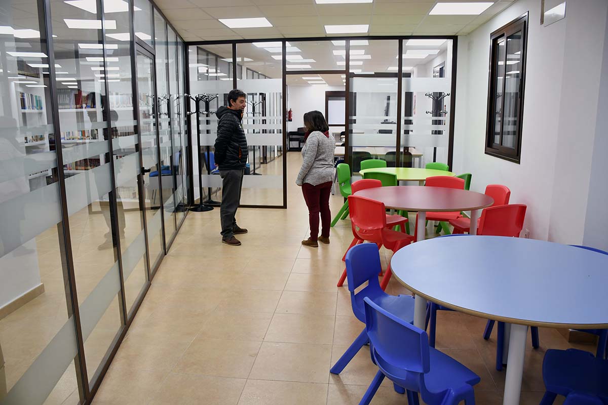 La Biblioteca Municipal de Algacocín se inauguró hace un año.
