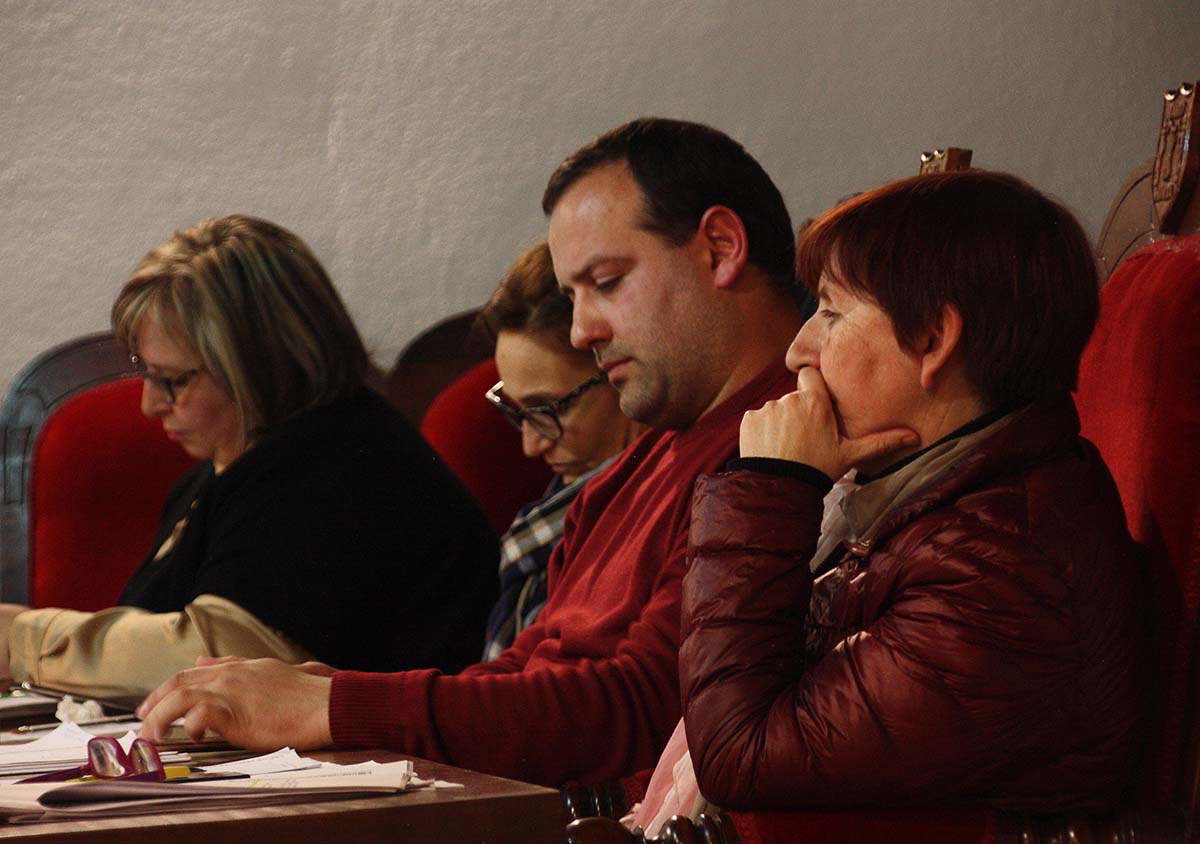 Podemos pone como condición a IU para ir juntos a las elecciones locales de 2019 que no estén en la lista ni Carreño ni González