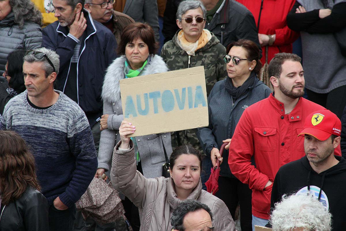 Una imagen de la multitudinaria manifestación del pasado 30 de abril para reclamar una autovía.