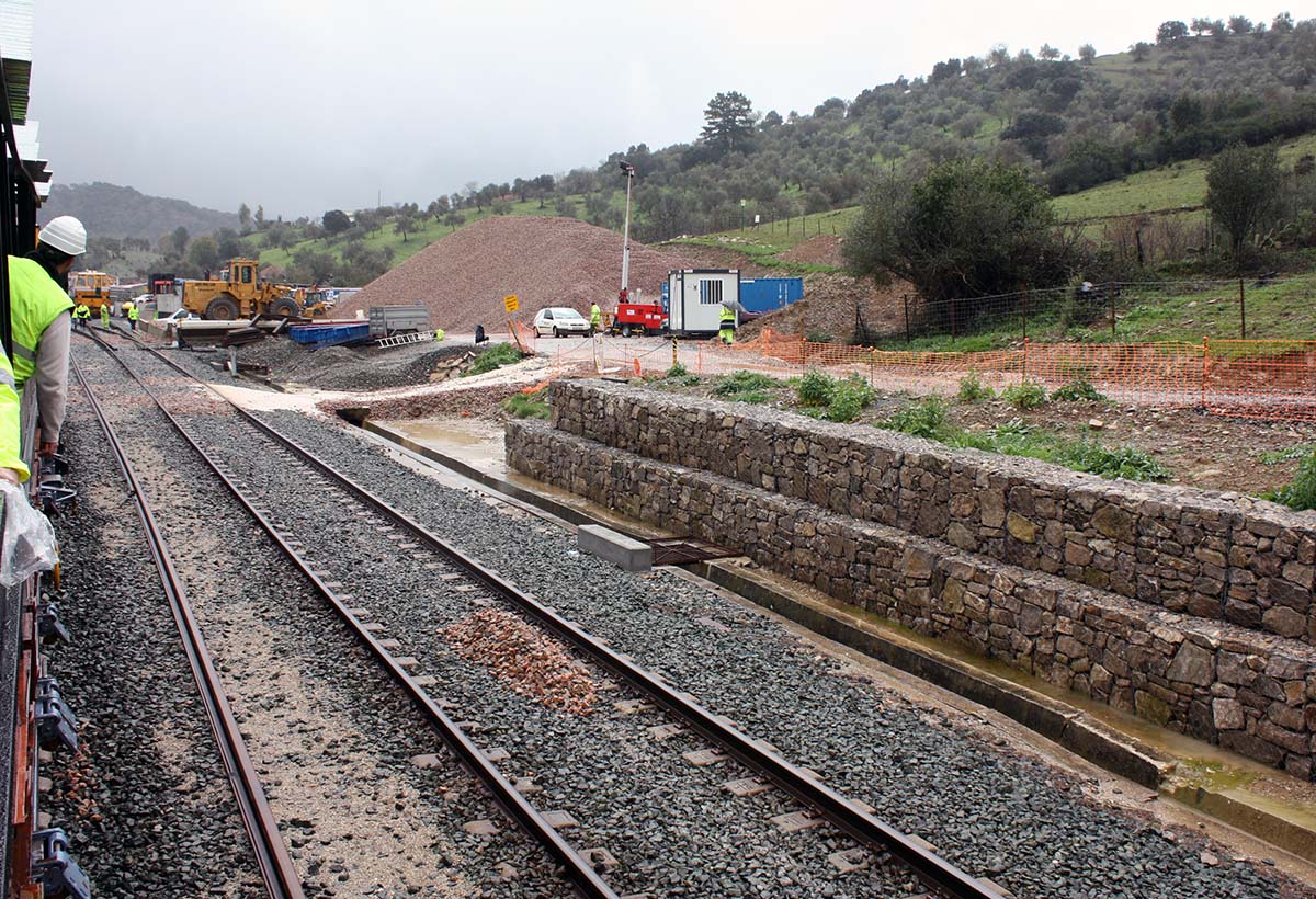 Una imagen de archivo de las obras de mejora que se realizaron recientemente en este trazado férreo.