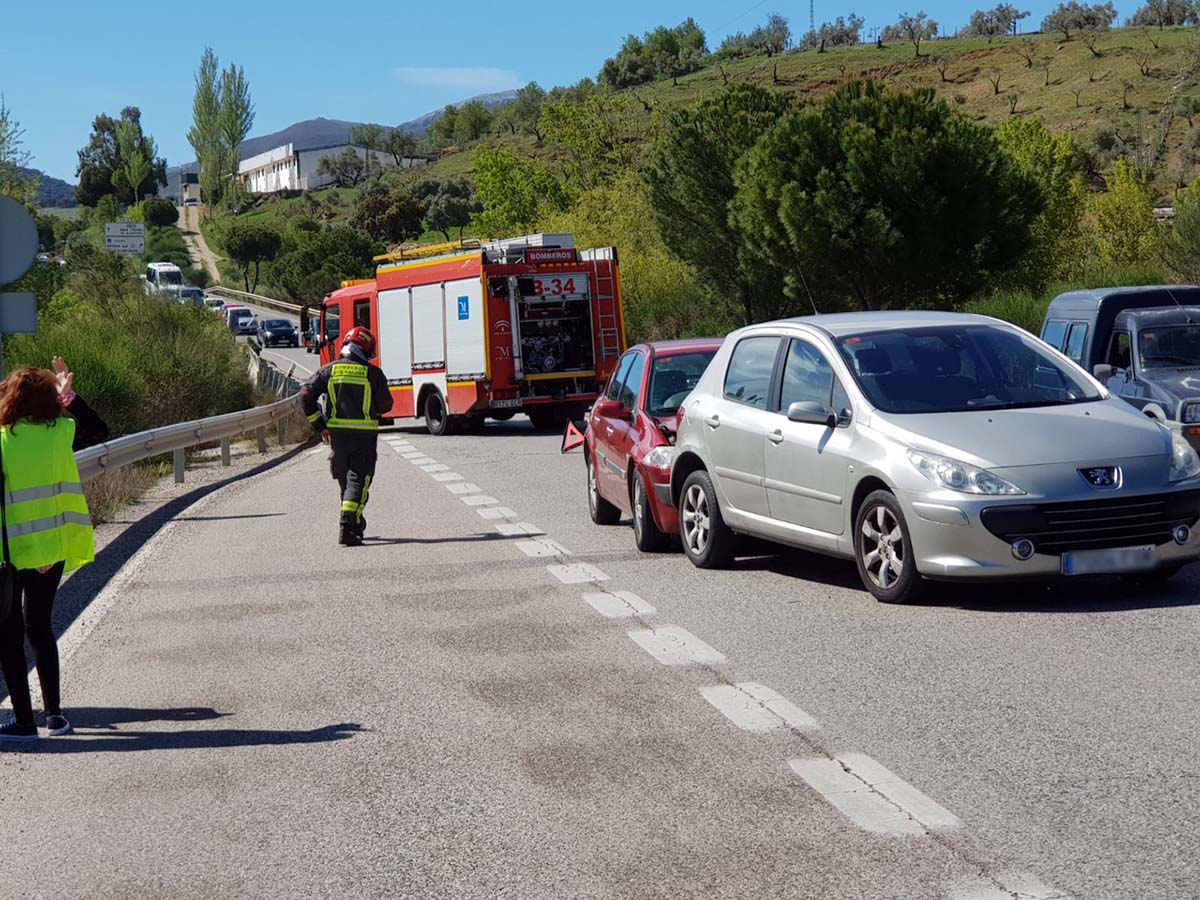 El accidente se ha producido esta mañana en el cruce de Los Tejares, en la carretera de circunvalación.