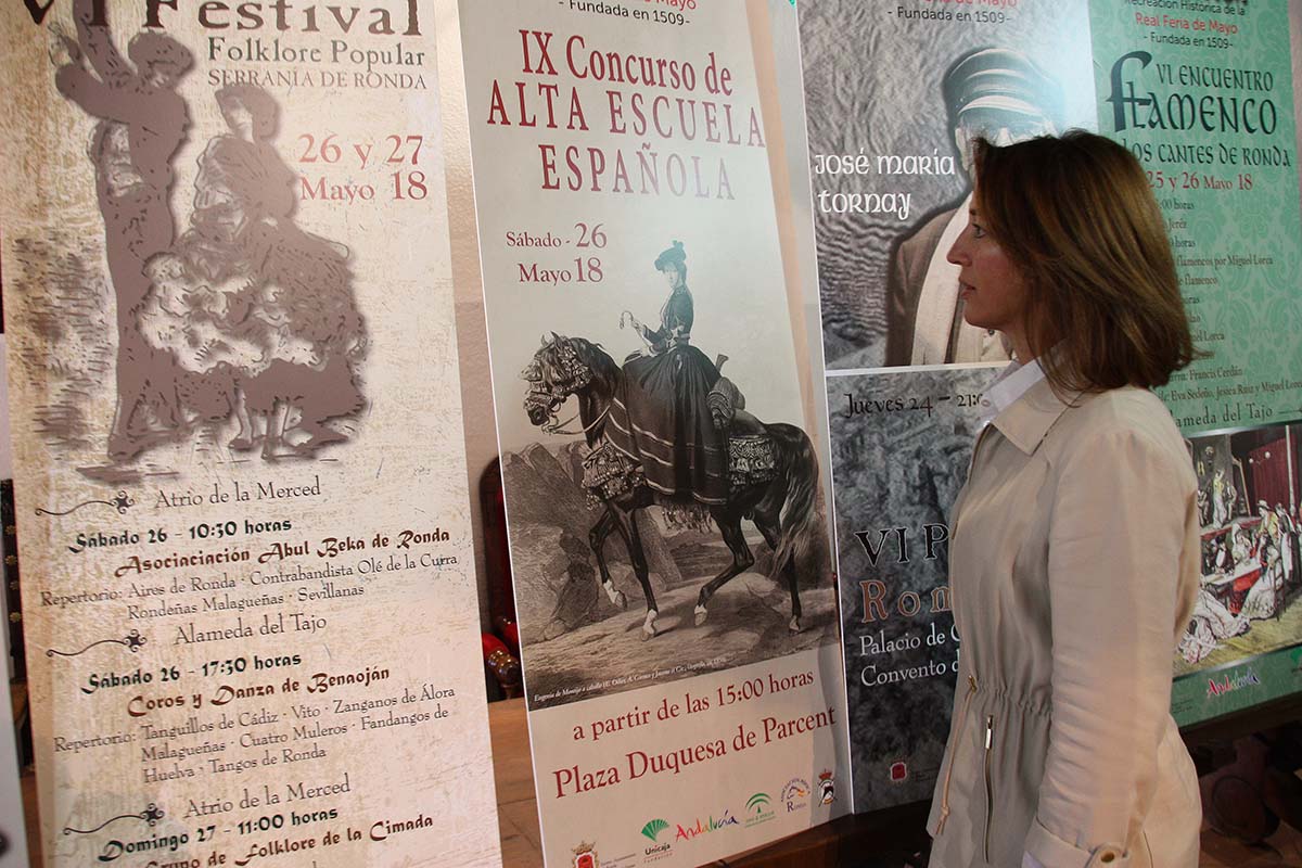 Los distintos carteles de los actos de Ronda Romántica se han presentado este año en el Ayuntamiento.