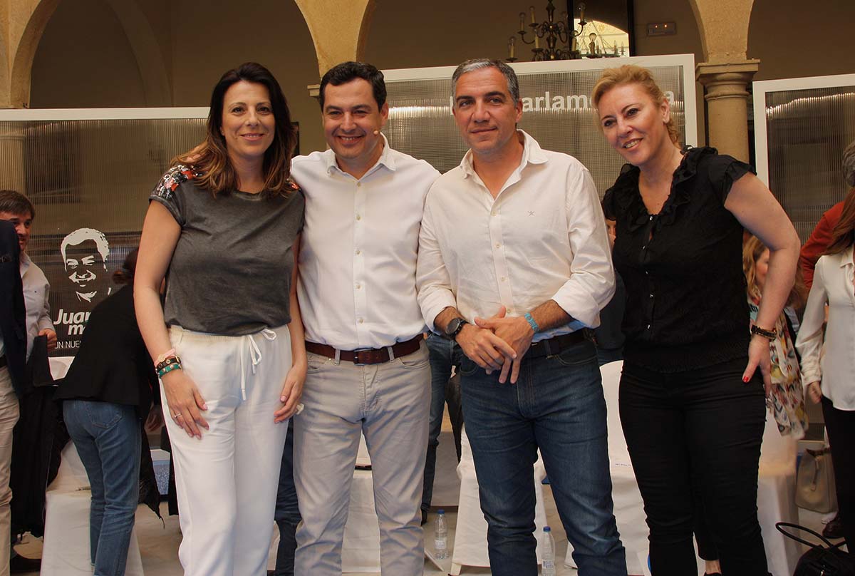 Maripaz Fernández, Juanma Moreno, Elías Bendodo y Carolina España.