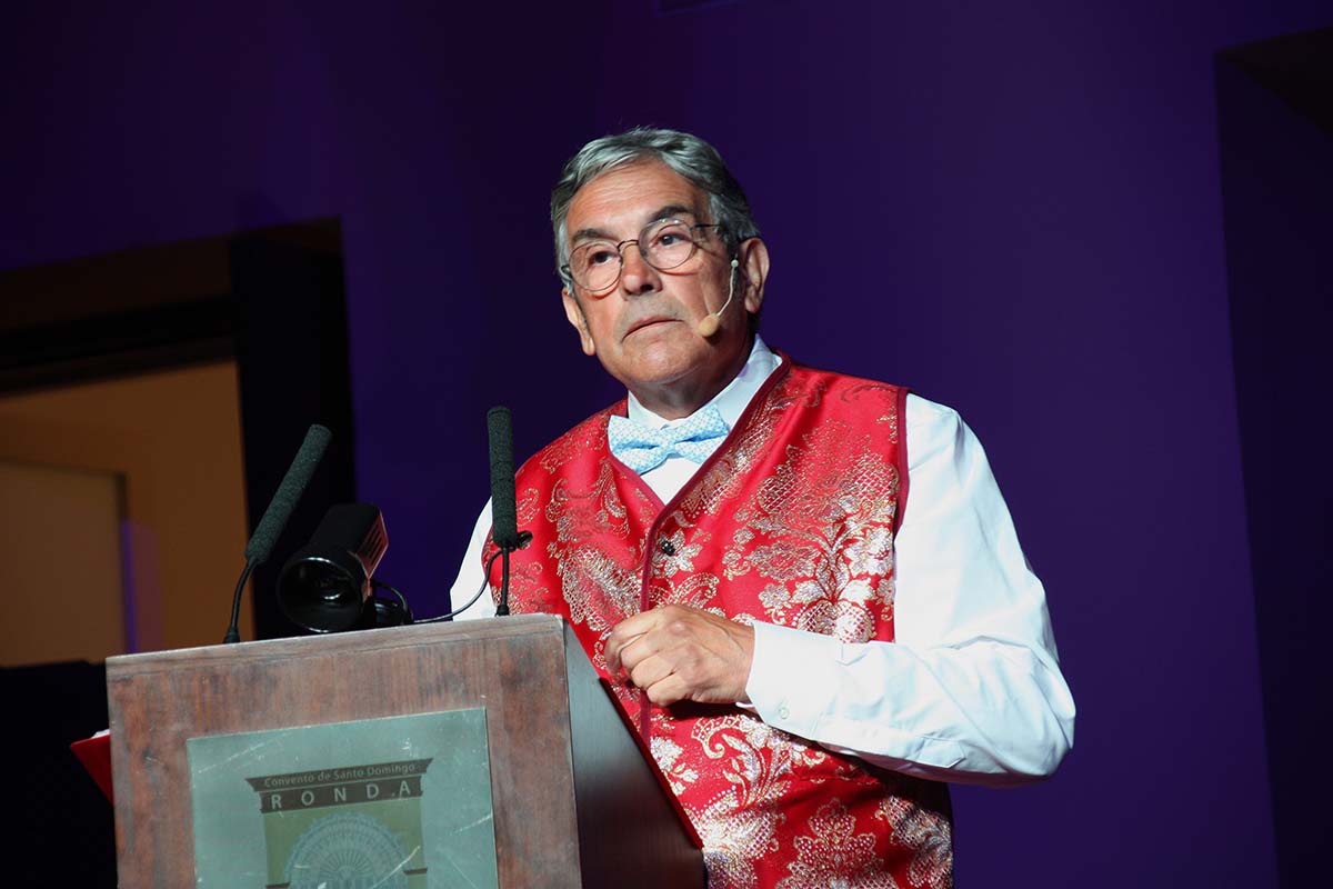 José María Tornay en un momento de su magnífico pregón de Ronda Romántica 2018.