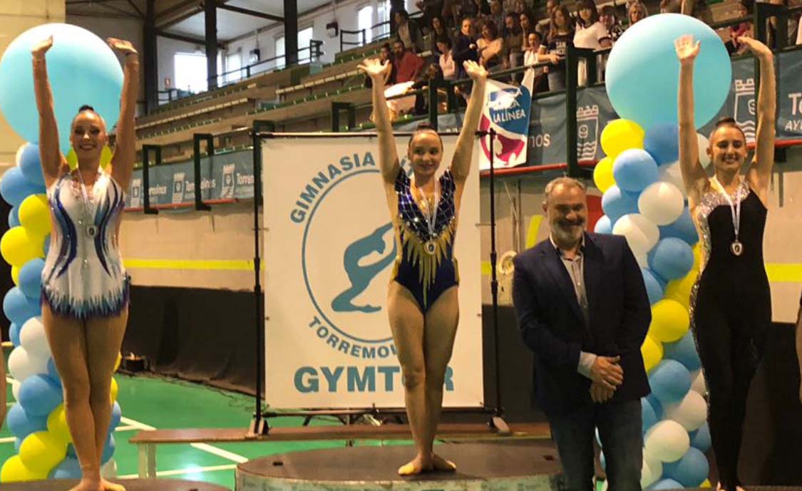 Sonia Santos, juvenil base mazas, consiguió alzarse con el primer puesto en su categoría. en Torremolinos.
