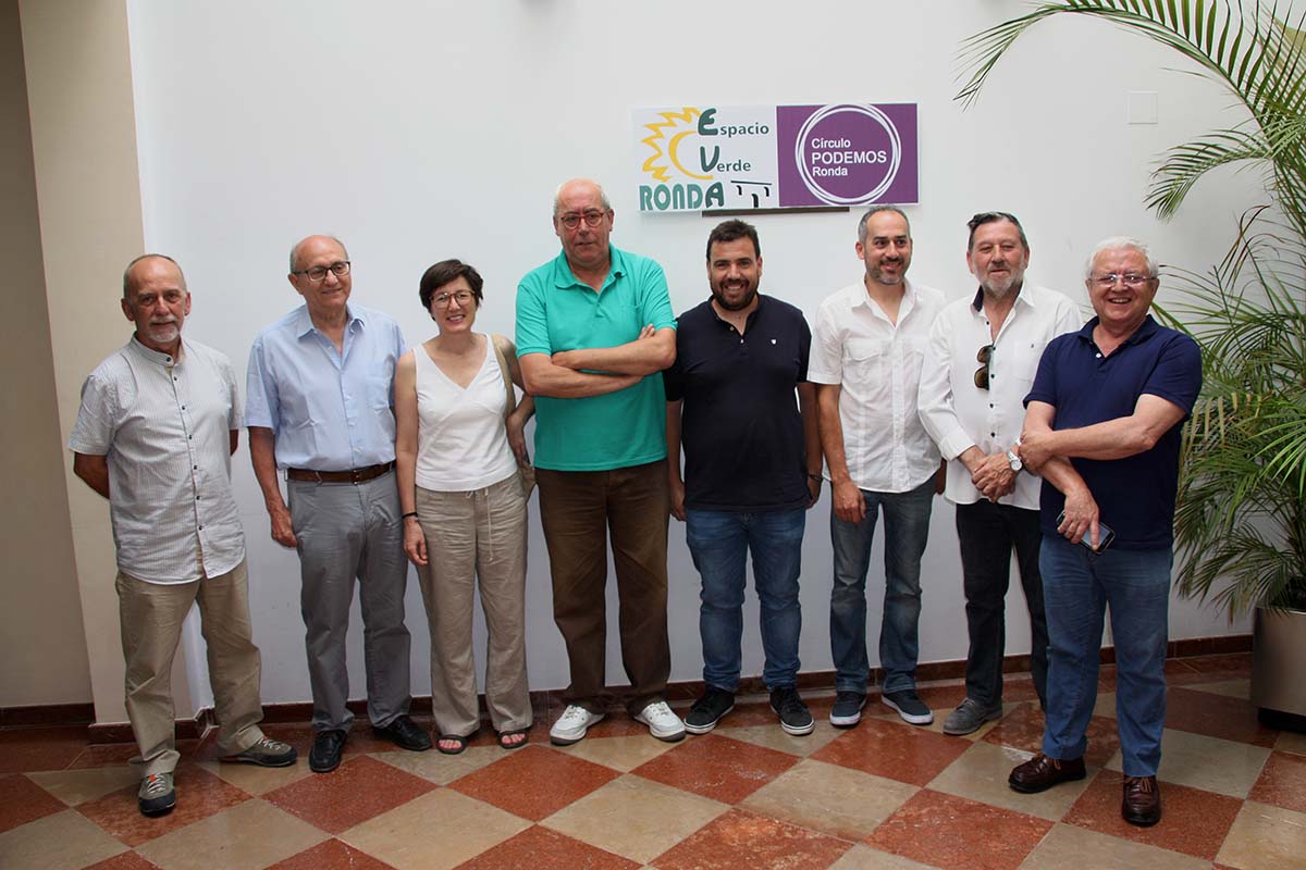Responsables de Podemos y de Espacio Verde en la presentación de la confluencia electoral.