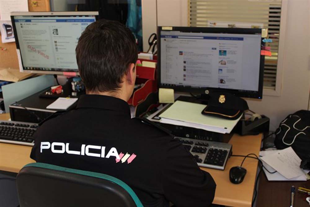 Estas estafas se están realizando a través de Internet y la Policía las está investigando.