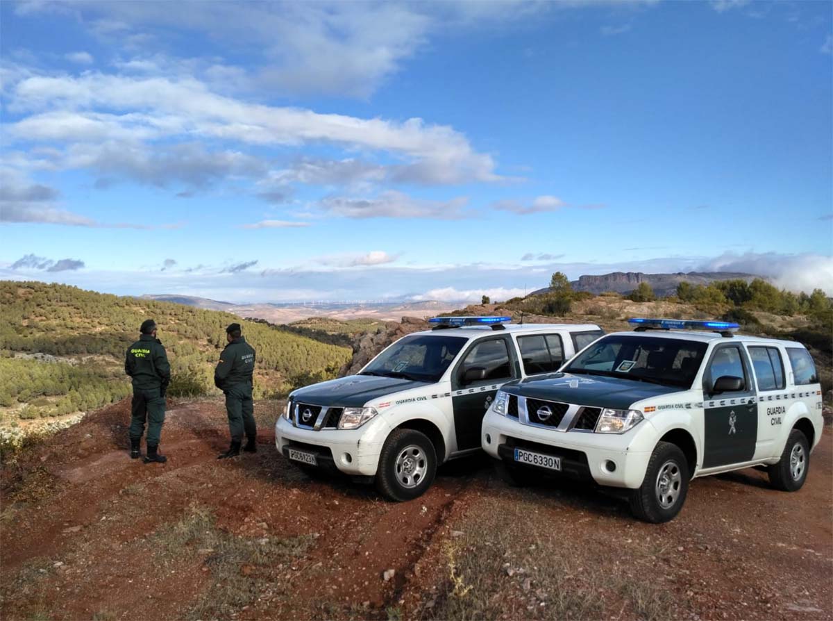 La Guardia Civil detiene en Cañete la Real a un hombre que golpeó con un hacha a un anciano para robarle