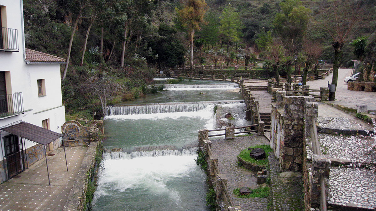 La Diputación mejorará el entorno del nacimiento del río Genal en Igualeja
