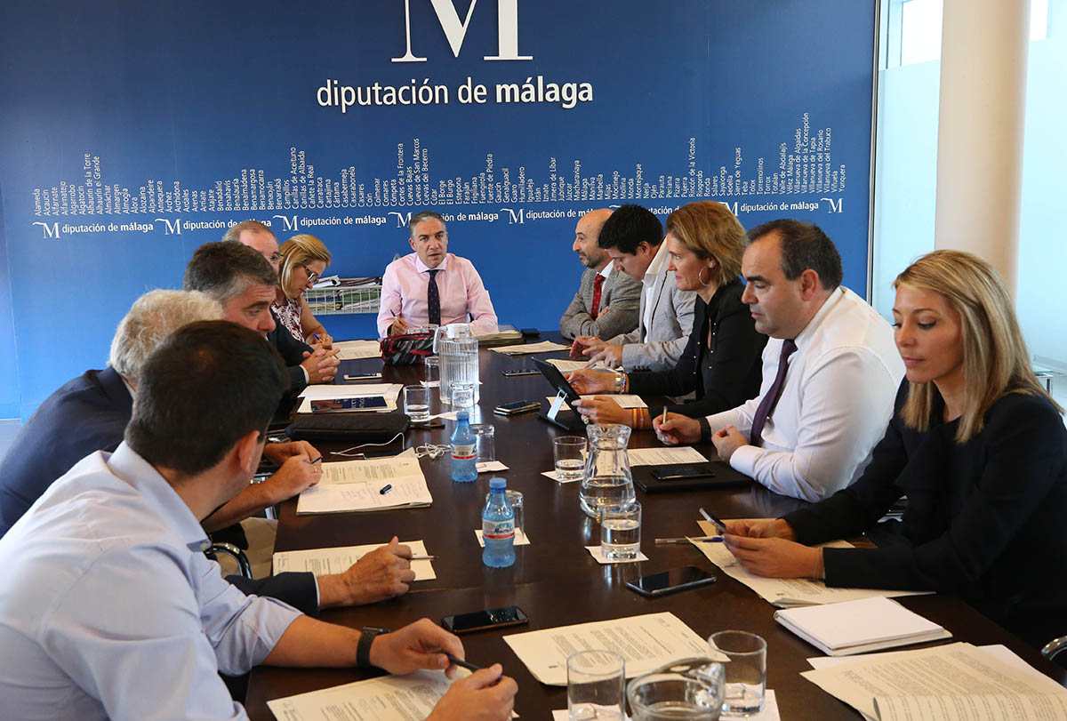 La Diputación destina cerca de 300.000 euros para mejorar el abastecimiento de agua en Arriate, Montecorto y Montejaque