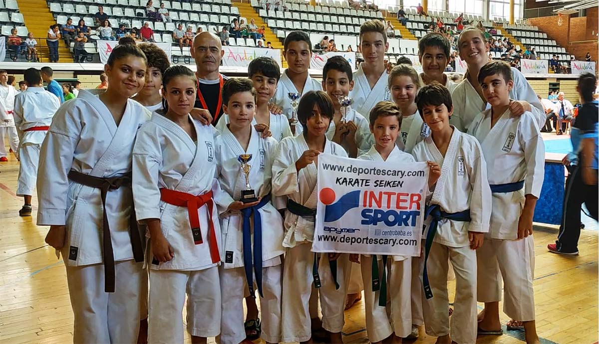 Los miembros del equipo rondeño en el Campeonato de Málaga.