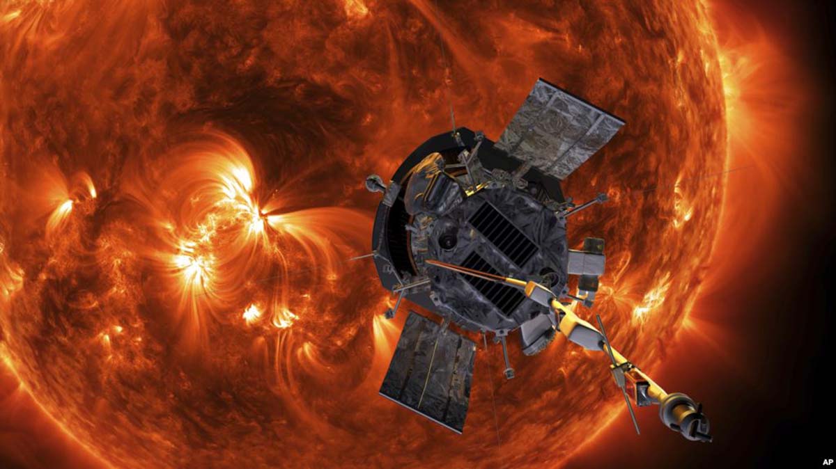 Ilustración de la NASA que muestra la sonda solar Parker acercándose al Sol.