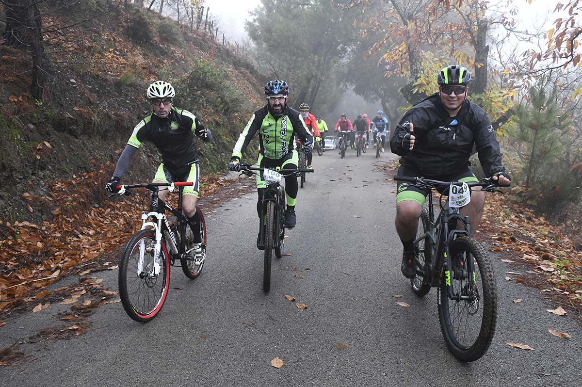 Más de 120 deportistas recorrieron los impresionantes parajes de Jubrique y de Genalguacil en la KDD Ciclista