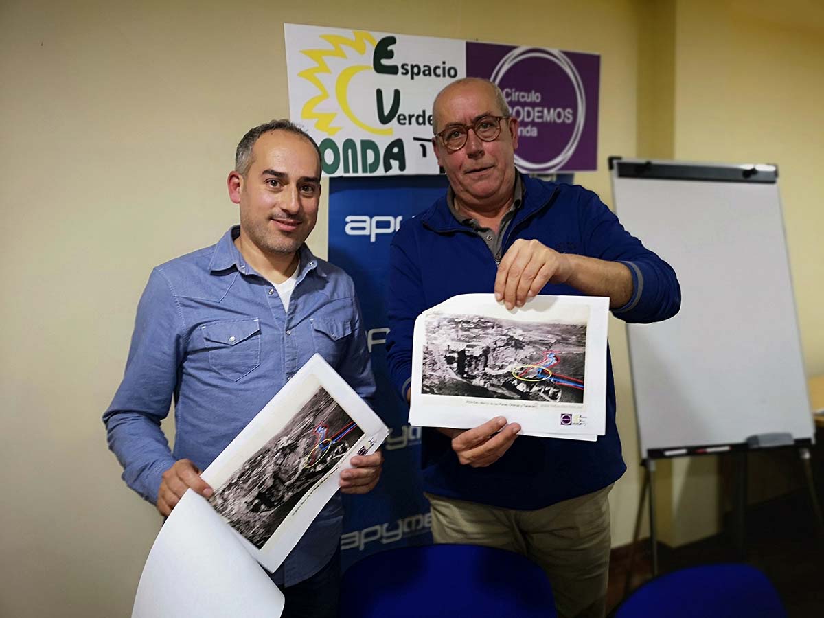 Los portavoces de Podemos y de EVA en una rueda de prensa que ofrecieron recientemente juntos.