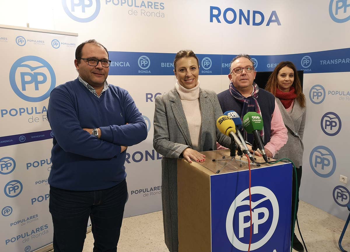 El PP le pide al PSOE que deje de inventarse nombres raros de carreteras: «lo que queremos en la Serranía es una autovía»