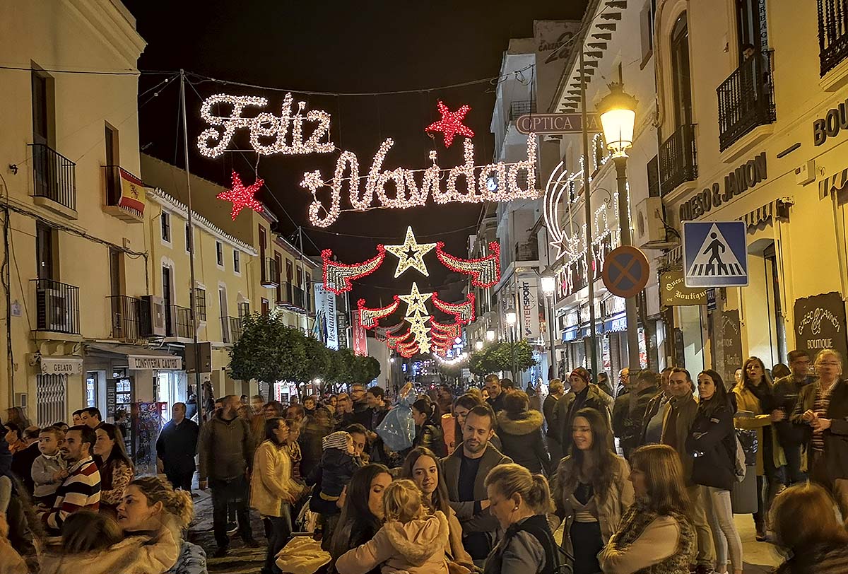 El alumbrado navideño estará situado en las calles comerciales de Ronda.
