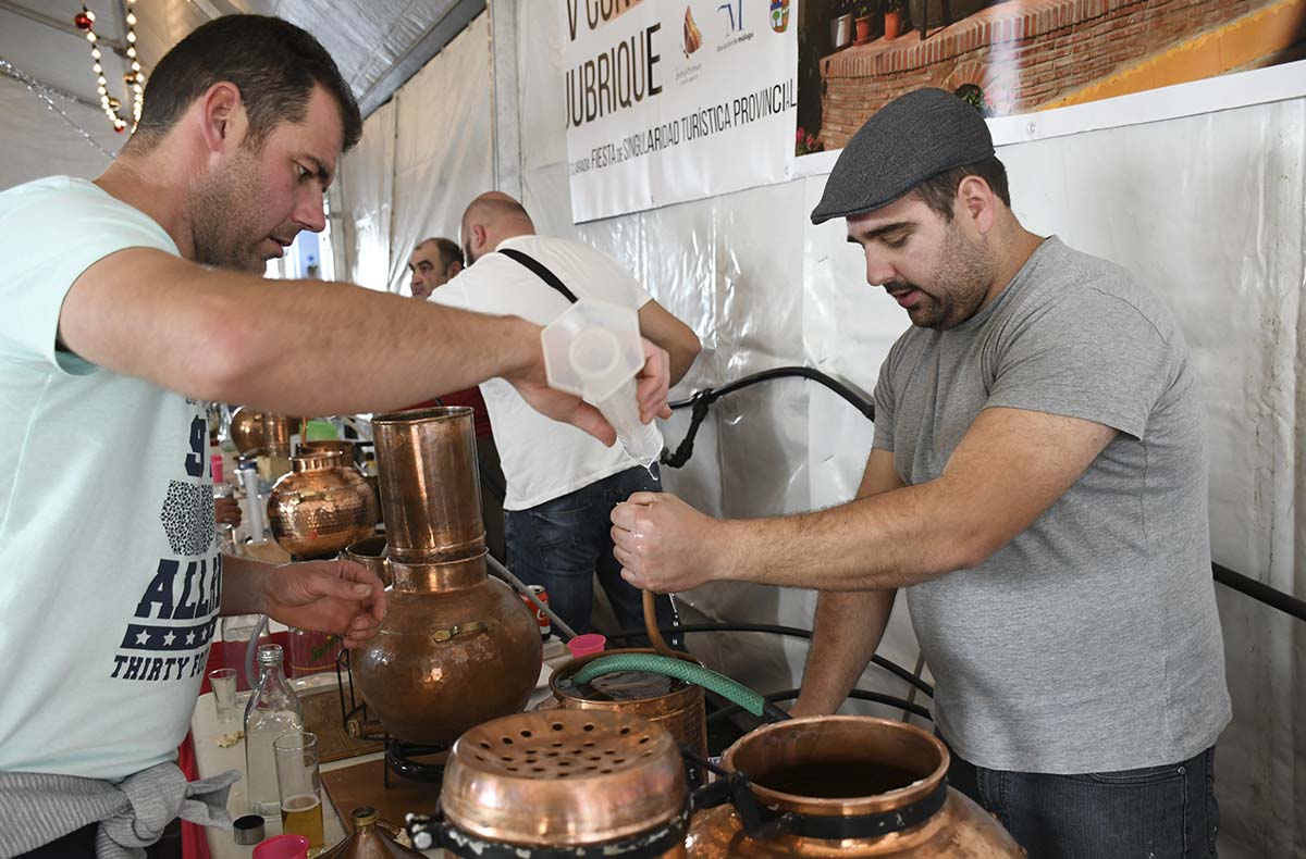 Jubrique organiza la XI edición de su Concurso de Aguardiente
