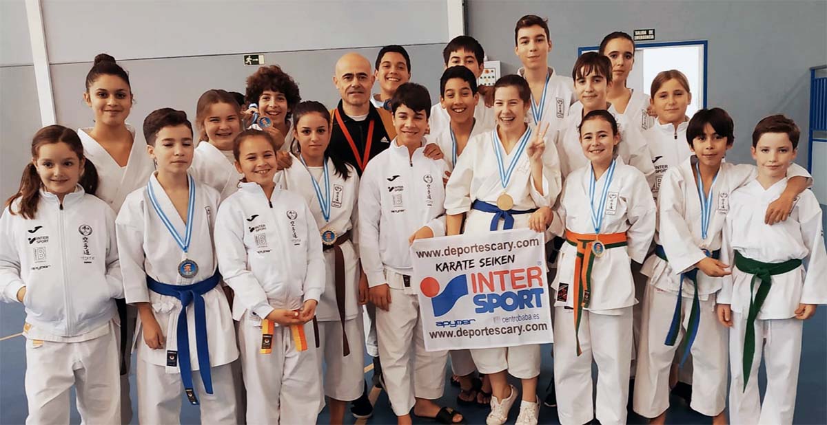 El equipo rondeño consiguió hasta un total de nueve medallas.