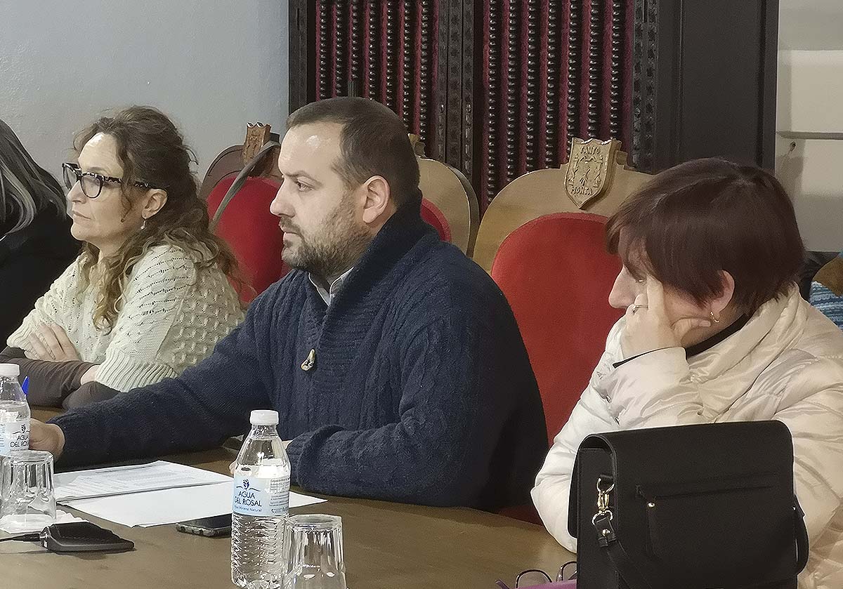 Otro ‘patinazo’ de Carreño (IU) en las cuentas provoca la primera modificación de los presupuestos municipales a un mes de su aplicación