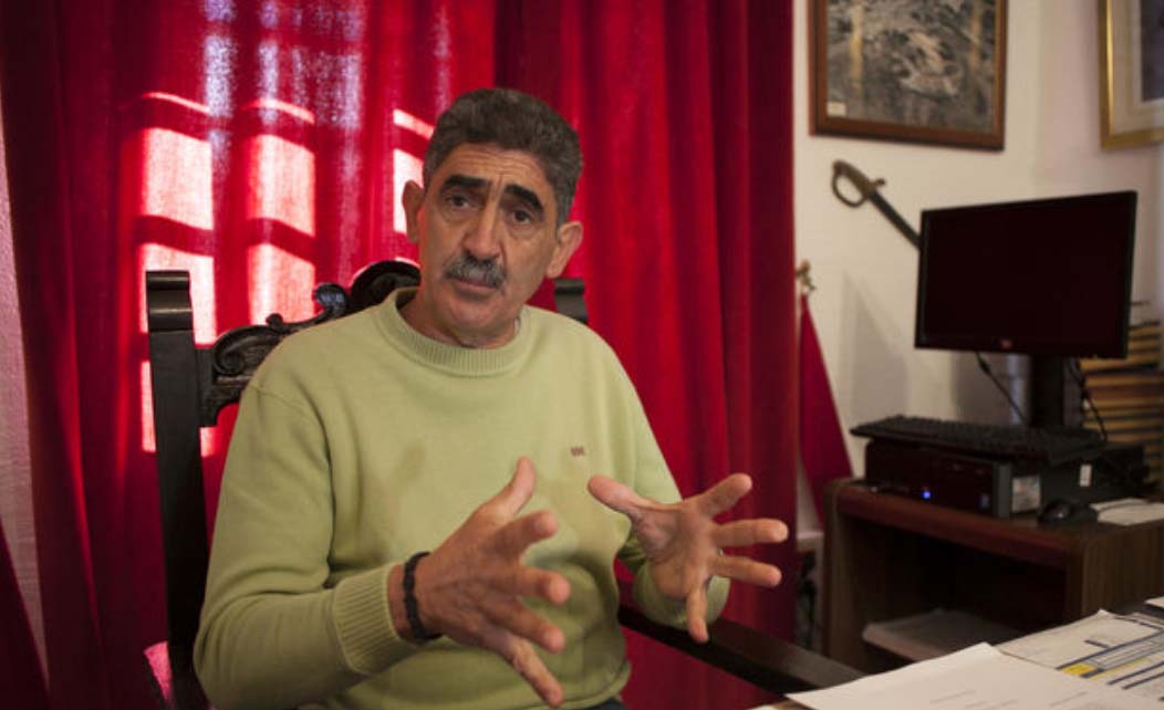 El alcalde de Cortes de Cortes de la Frontera se tendrá que sentar en el banquillo como acusado.