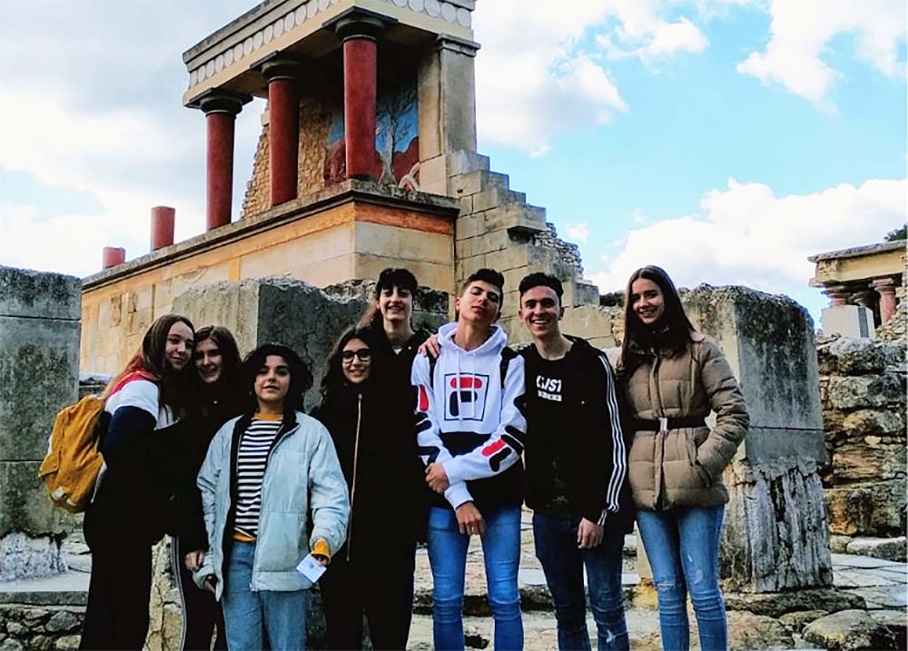 Ocho jóvenes rondeños participan en un programa de intercambio en la isla griega de Creta