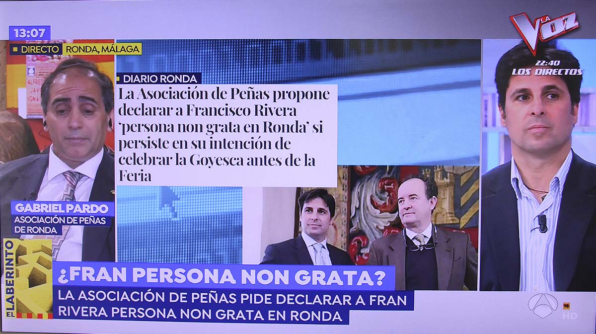 Momento del debate entre Francisco Rivera y Gabriel Pardo en Antena 3, con una imagen de la noticia publicada por Diario Ronda.