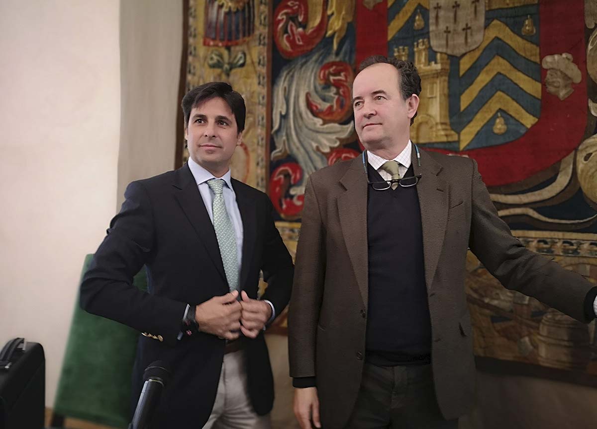 El empresario de la plaza, Francisco Rivera, junto al director de la Real Maestranza, Ignacio Herrera.