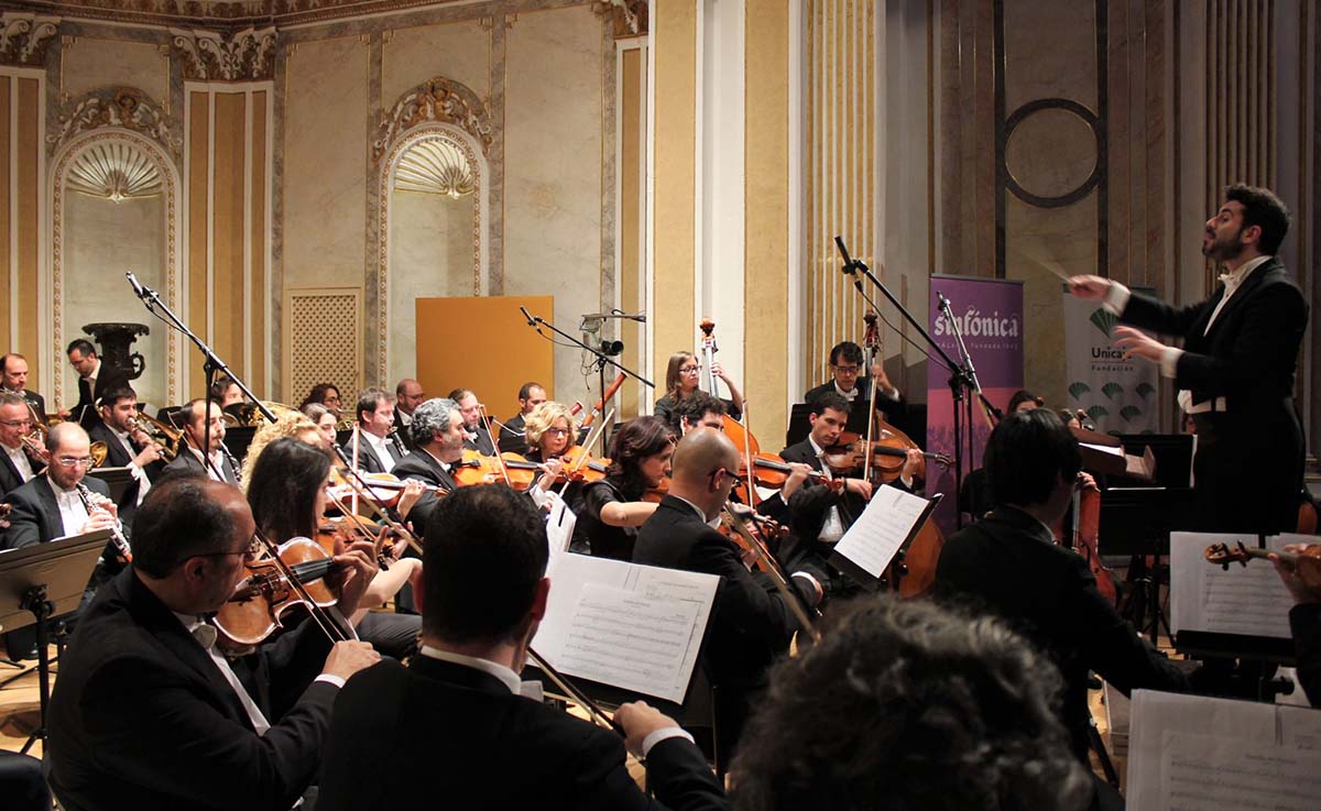 La orquesta provincial ofrecerá un concierto de música religiosa en la colegiata de Santa María de Ronda.