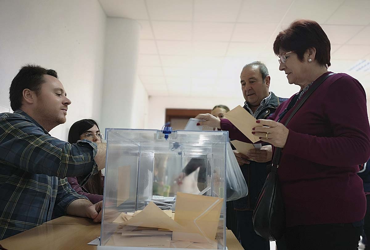 Todo está preparado para combatir las altas temperaturas en la jornada electoral.
