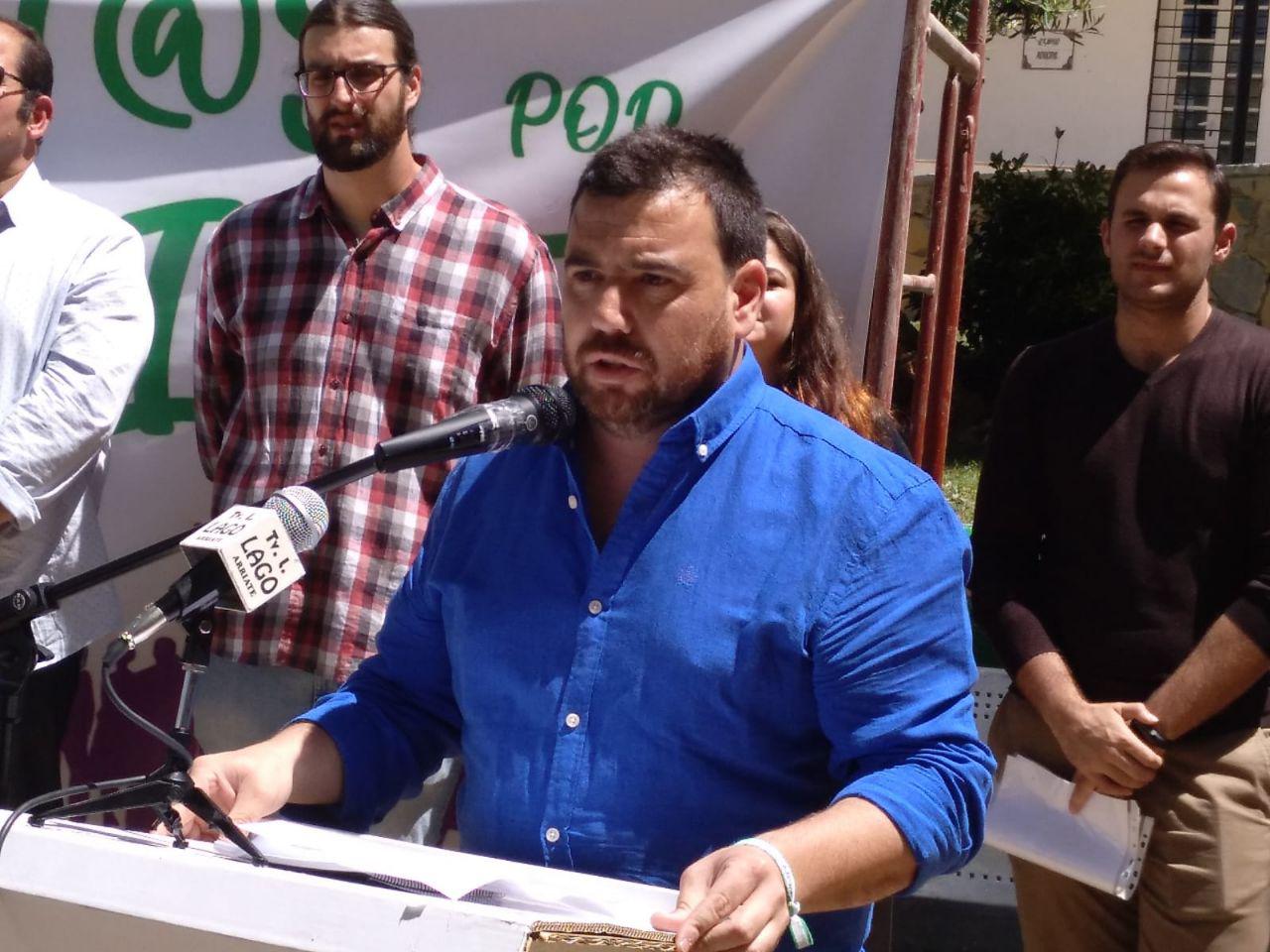 Alejandro Serrrato, el candidato, durante la presentación oficial de la lista.