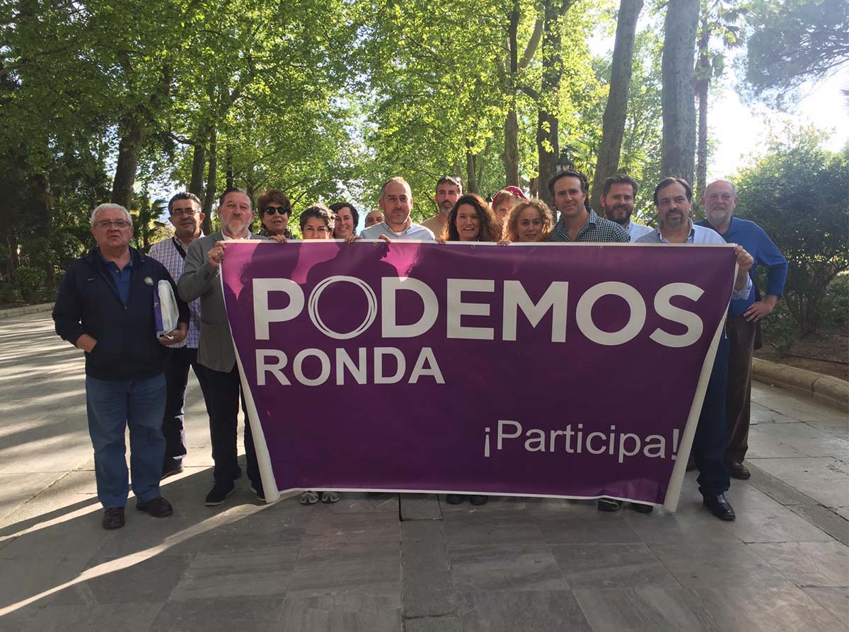 Podemos Ronda dio a conocer los rostros de sus candidatos este martes en la Alameda.