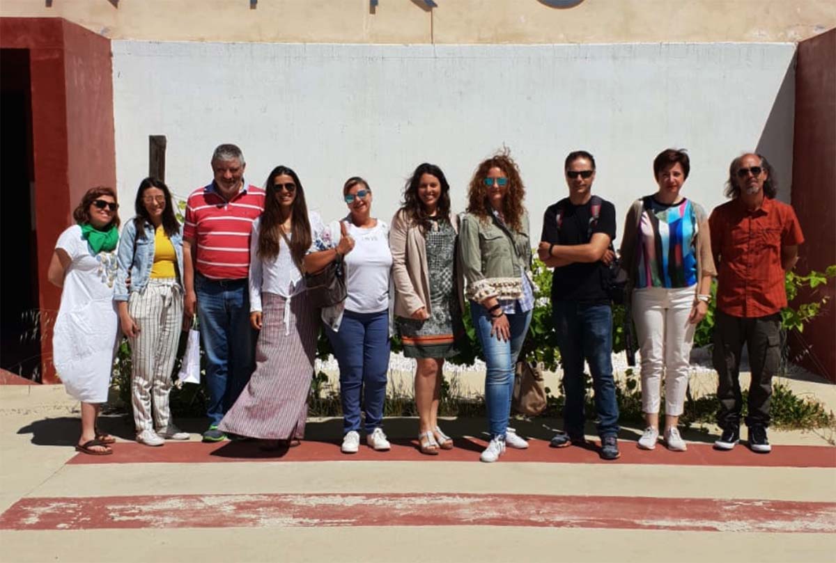 El grupo de profesionales turísticos en el Centro Integral del Vino de Ronda.