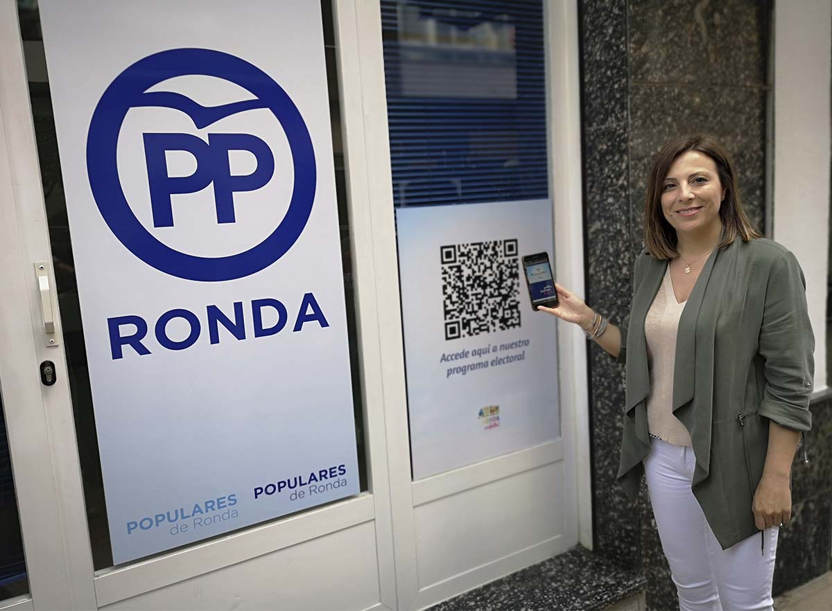 El PP presenta su programa electoral con 107 medidas para «mejorar la vida de los rondeños e impulsar la ciudad; la autovía es fundamental», afirma Fernández