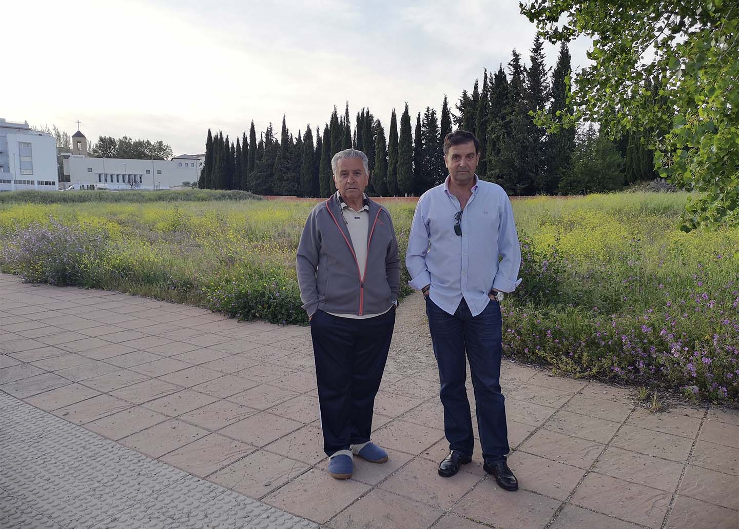 Los representantes vecinales denuncian incluso la aparición de nidos de ratas en las zonas abandonadas.