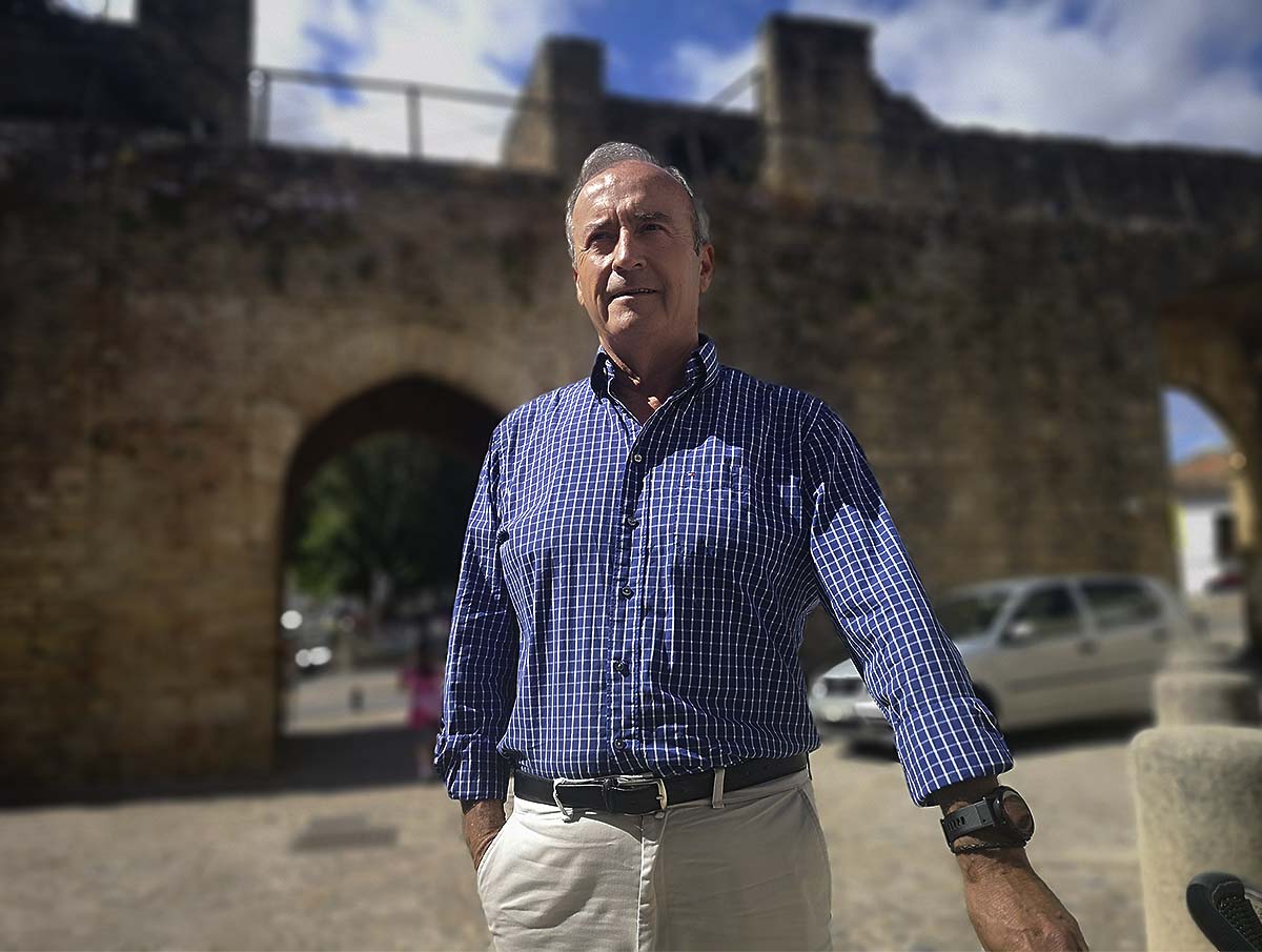 Alfonso Germán Marín en su querida barriada de San Francisco.