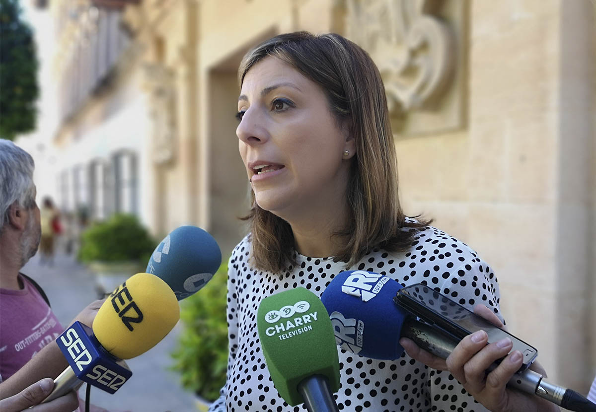 La regidora ha dado a conocer hoy más detalles sobre la mejora de esta conexión con Málaga.