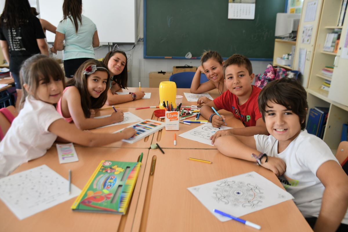 Algunos de los niños y niñas participantes en el programa.