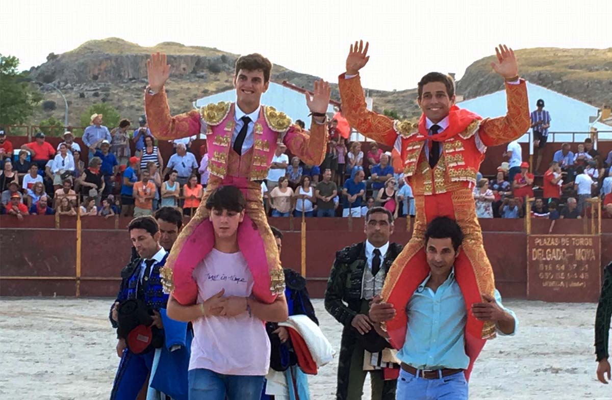 Nuevo triunfo de Javier Orozco al conseguir cuatro orejas en la plaza de toros de Diezma