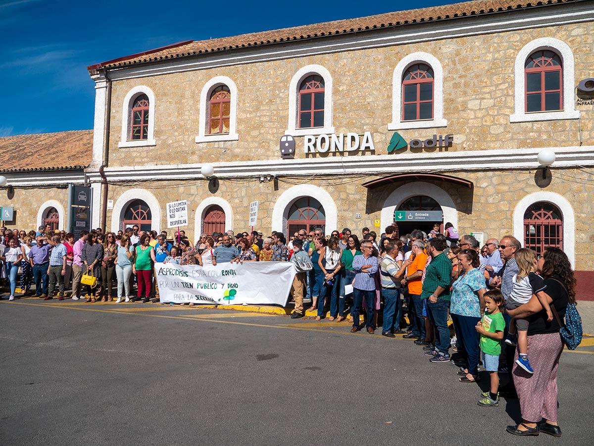 La protesta ha tenido lugar a las 12:00 de este sábado.